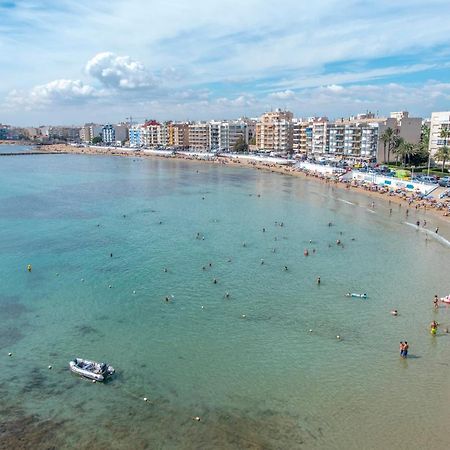 Marina Apartament Торевиеха Екстериор снимка